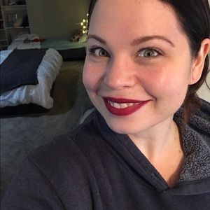 Meet your Posher, Amy